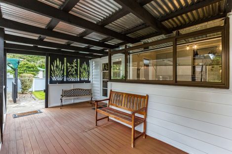 Photo of property in 46 Peel Place, Wainuiomata, Lower Hutt, 5014