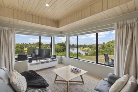 Photo of property in 16 Minchin Crescent, St Andrews, Hamilton, 3200