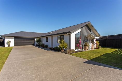 Photo of property in 19 Glenturret Drive, Casebrook, Christchurch, 8051