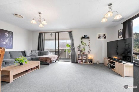 Photo of property in 5 Jasper Grove, Birchville, Upper Hutt, 5018