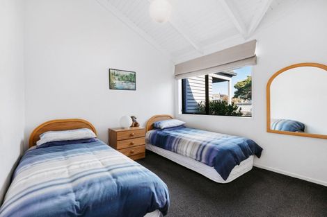 Photo of property in 1167 Papamoa Beach Road, Papamoa Beach, Papamoa, 3118