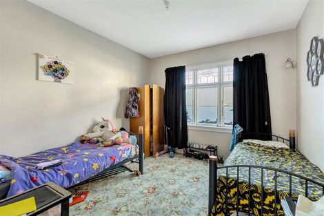 Photo of property in 48 North Avon Road, Richmond, Christchurch, 8013