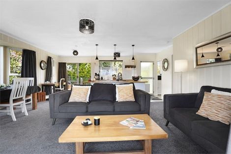 Photo of property in 11b Kinder Street, Acacia Bay, Taupo, 3330