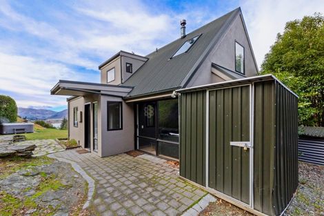 Photo of property in 18 Woodbury Rise, Queenstown, 9300