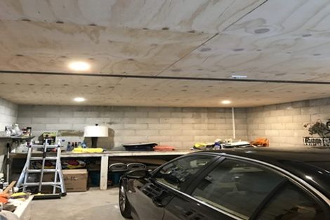 Photo of property in 15b Williams Street, Sunshine Bay, Queenstown, 9300