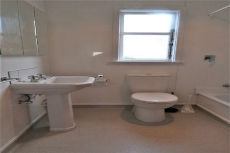 Photo of property in 168 The Ridgeway, Mornington, Wellington, 6021