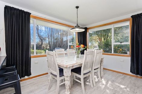 Photo of property in 118 Grimseys Road, Redwood, Christchurch, 8051