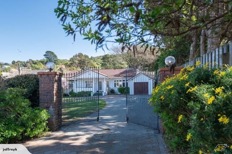 Photo of property in 52 Homewood Avenue, Karori, Wellington, 6012