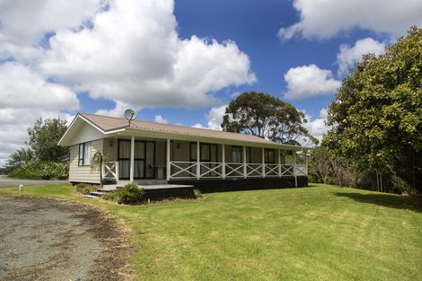 Photo of property in 132 Poyner Road, Ararua, Matakohe, 0594