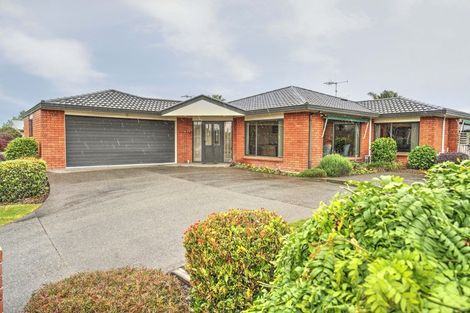 Photo of property in 8 Cairns Crescent, Rototuna, Hamilton, 3210