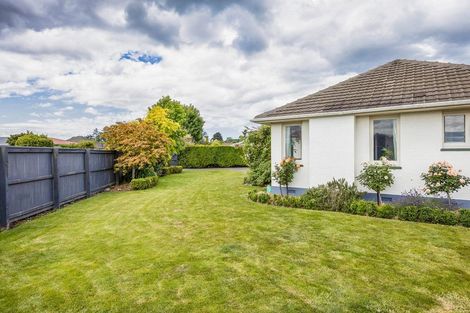 Photo of property in 12 Colman Avenue, Sockburn, Christchurch, 8042