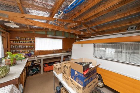 Photo of property in 14 Ferndale Place, Feilding, 4702