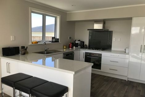 Photo of property in 38 Gloucester Street, Takaro, Palmerston North, 4412