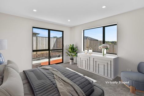 Photo of property in 30 Harbour Crest Drive, Waiuku, 2123