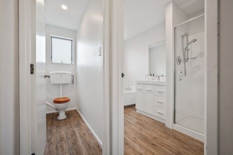 Photo of property in 2/32 Prestons Road, Redwood, Christchurch, 8051