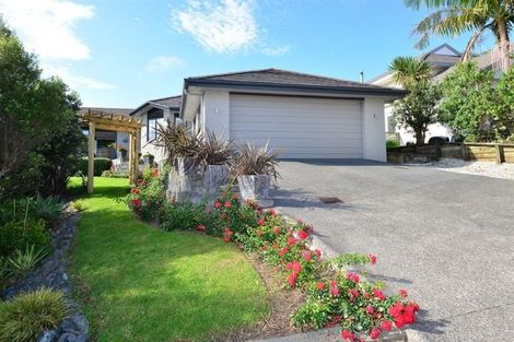 Photo of property in 33 Serene Place, Gulf Harbour, Whangaparaoa, 0930