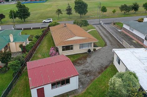 Photo of property in 15 Lismore Street, Oamaru North, Oamaru, 9400