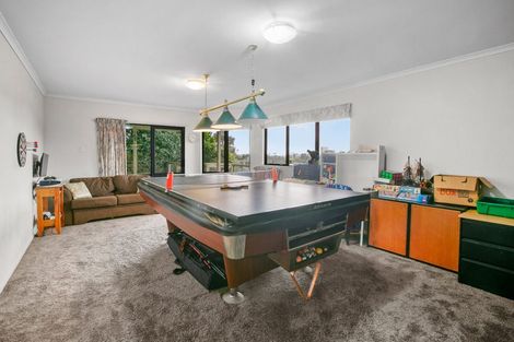 Photo of property in 397 Mangorei Road, Merrilands, New Plymouth, 4312