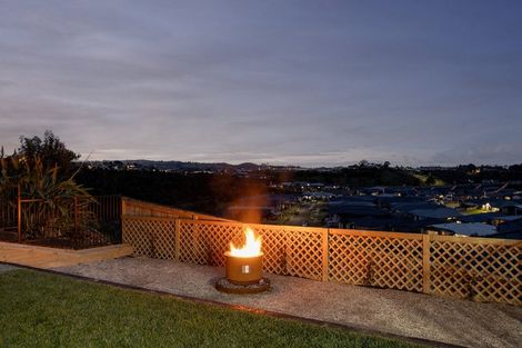 Photo of property in 10 Kissling Terrace, Pyes Pa, Tauranga, 3112