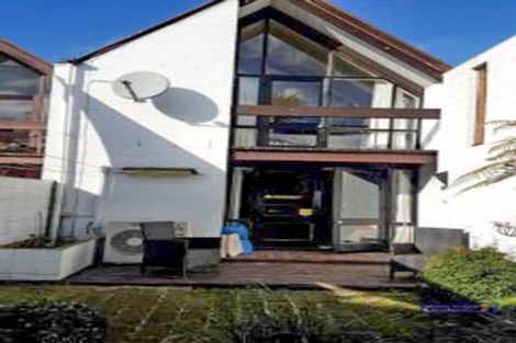 Photo of property in 2/10 Sherborne Street, St Albans, Christchurch, 8014