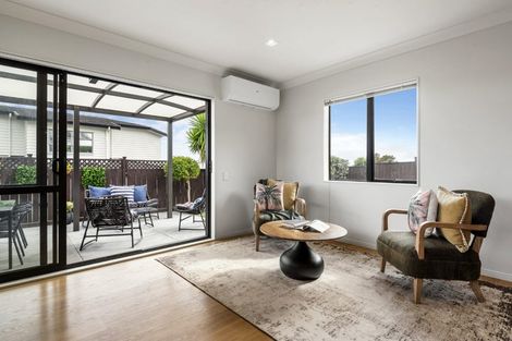 Photo of property in 94 Oakway Drive, Schnapper Rock, Auckland, 0632