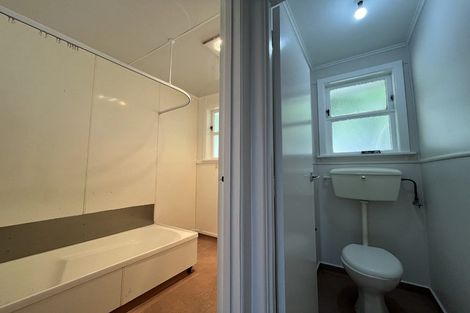 Photo of property in 50a Glenpark Avenue, Frankleigh Park, New Plymouth, 4310