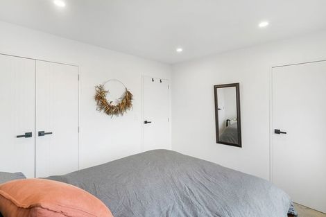 Photo of property in 2/87 Astley Avenue, New Lynn, Auckland, 0600