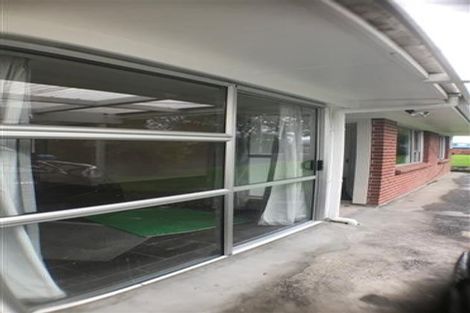 Photo of property in 1/48 View Road, Henderson, Auckland, 0612