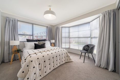 Photo of property in 2/41 Athlone Crescent, Avalon, Lower Hutt, 5011