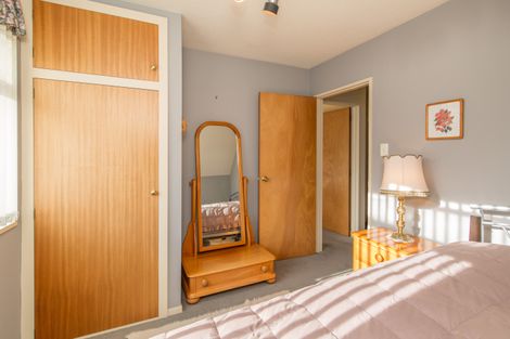 Photo of property in 2 Kent Lodge Avenue, Avonhead, Christchurch, 8042