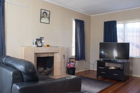 Photo of property in 6 Gordon Road, Papatoetoe, Auckland, 2025