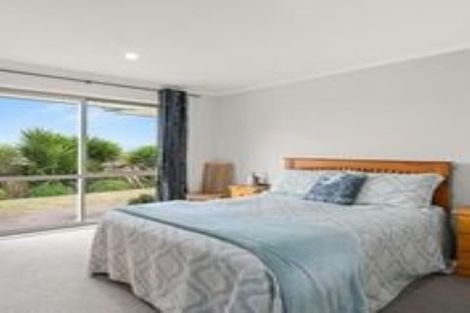 Photo of property in 1 Elena Place, Welcome Bay, Tauranga, 3112