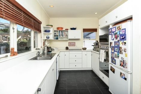 Photo of property in 11 Saint Andrews Terrace, St Andrews, Hamilton, 3200