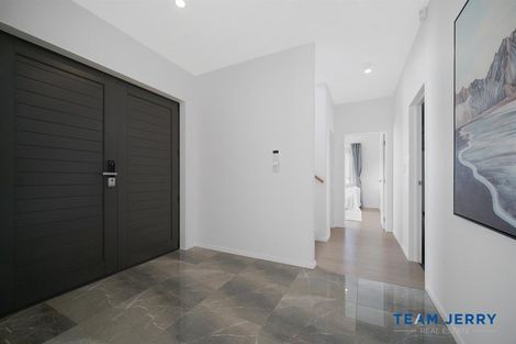Photo of property in 76 Donegal Park Drive, Flat Bush, Auckland, 2019
