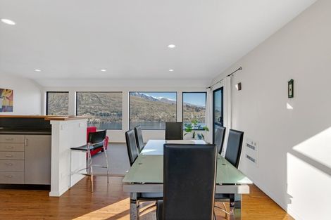 Photo of property in 9 Woodlands Close, Queenstown, 9300