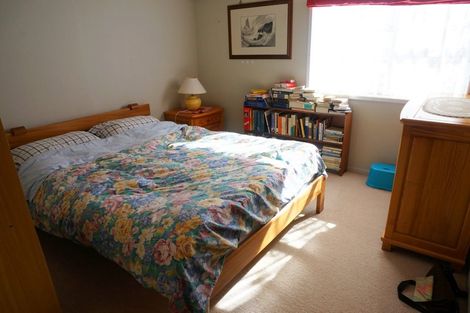 Photo of property in 57 Merriefield Avenue, Forrest Hill, Auckland, 0620