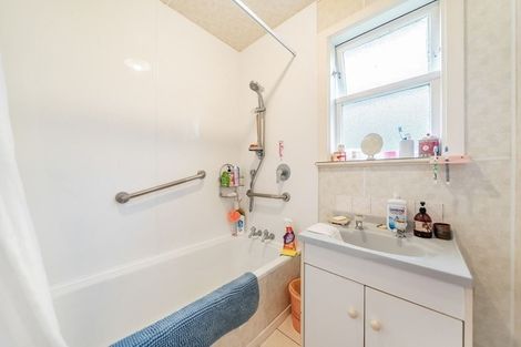 Photo of property in 63 Hay Street, Naenae, Lower Hutt, 5011