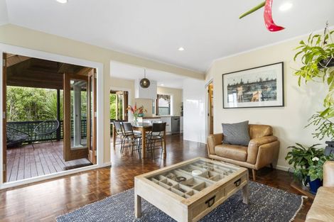 Photo of property in 2/36 Beulah Avenue, Rothesay Bay, Auckland, 0630