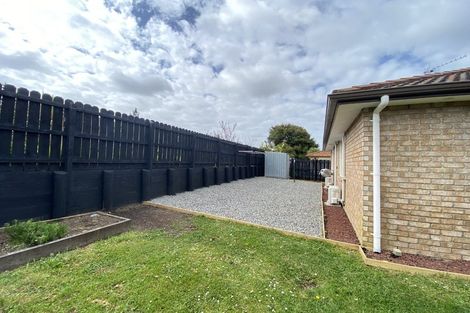 Photo of property in 25 Duckworth Road, Papakura, 2110