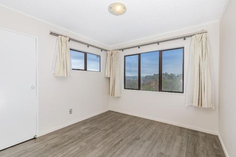 Photo of property in 24 Miriam Corban Heights, Henderson, Auckland, 0612