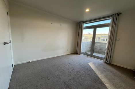 Photo of property in 10/15 Roxburgh Street, Mount Victoria, Wellington, 6011