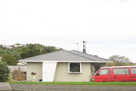 Photo of property in 142 Pioneer Road, Spotswood, New Plymouth, 4310