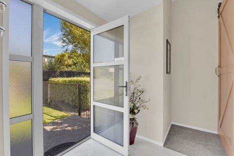 Photo of property in 15 Whitby Close, Waikawa, Picton, 7220