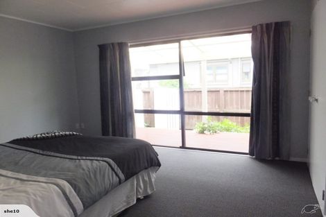 Photo of property in 570 Weymouth Road, Weymouth, Auckland, 2103