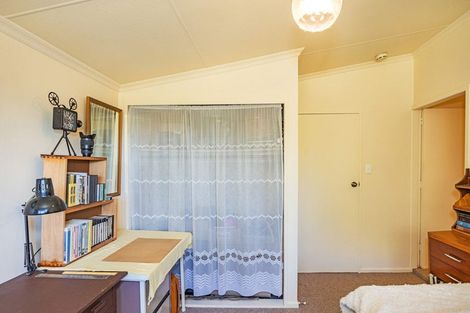 Photo of property in 42 Jessop Street, South Hill, Oamaru, 9400