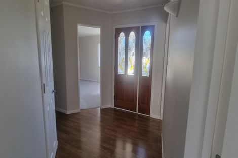 Photo of property in 11 Mako Street, West Harbour, Auckland, 0618