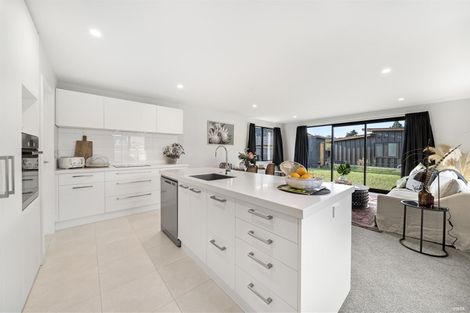 Photo of property in 4 Hewson Crescent, Lake Hawea, Wanaka, 9382