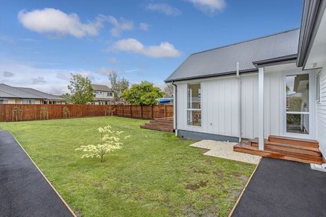 Photo of property in 77 Blighs Road, Strowan, Christchurch, 8052