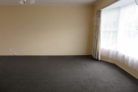 Photo of property in 14 Lindis Place, Mangere Bridge, Auckland, 2022