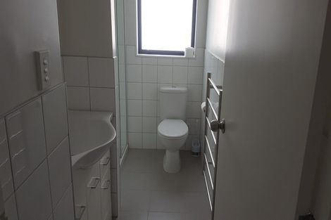 Photo of property in 22 Totara Meadows Court, Wiri, Auckland, 2104